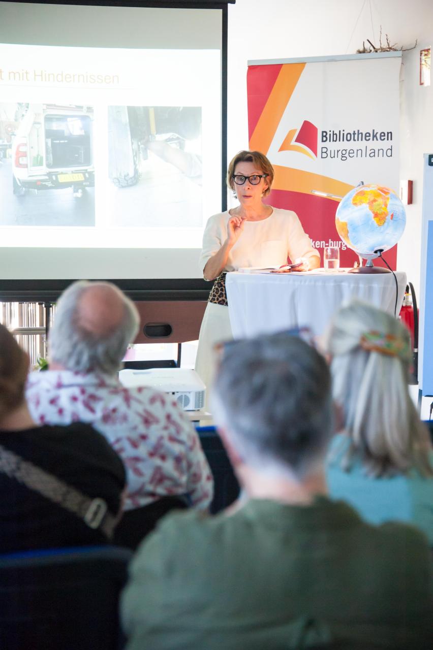 Margit Nöhrer